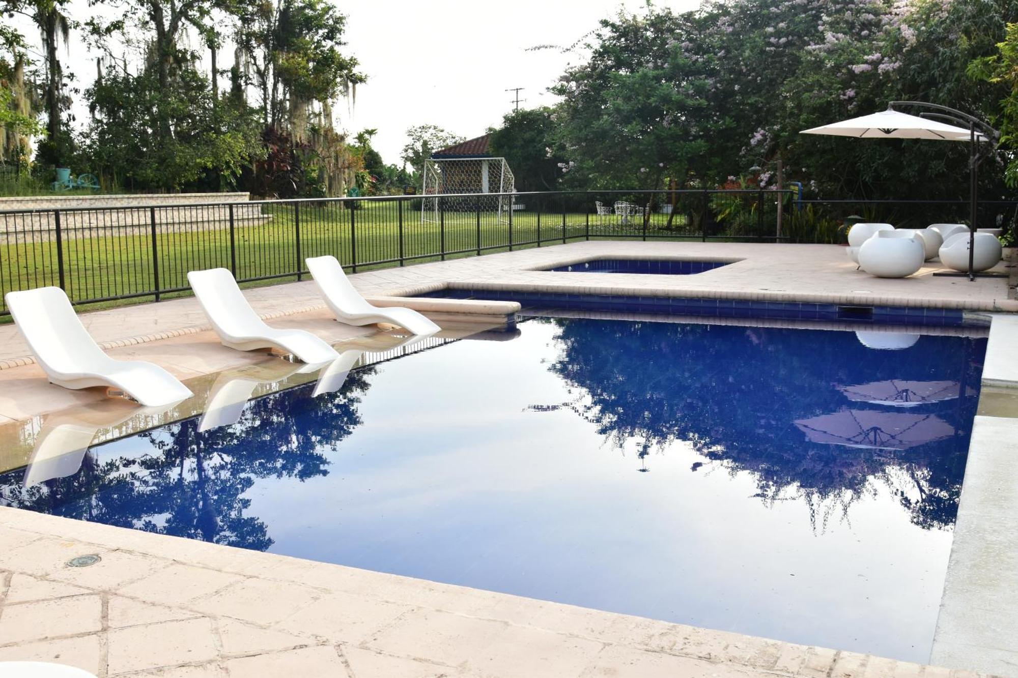 Finca Hotel Los Girasoles モンテネグロ エクステリア 写真