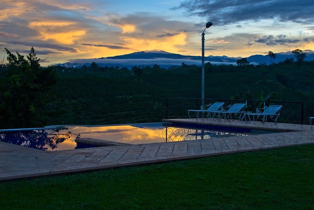 Finca Hotel Los Girasoles モンテネグロ エクステリア 写真